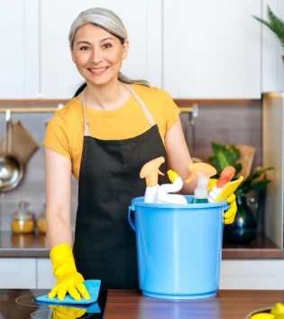 Window cleaning services in San Antonio – professional cleaners delivering streak-free, crystal-clear windows for homes and businesses.